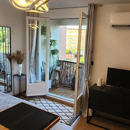 アパート Bellevue 35 Avec Balcon アルビ